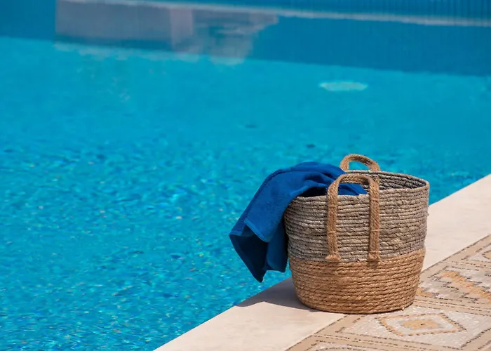 Avraam Sunset Villas With Private Heated Pools