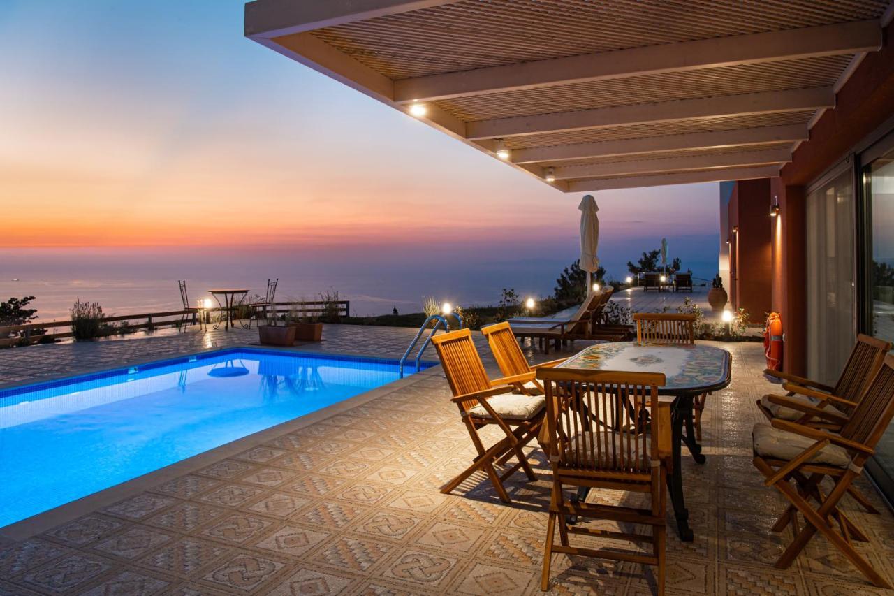 Avraam Sunset With Private Heated Pools *