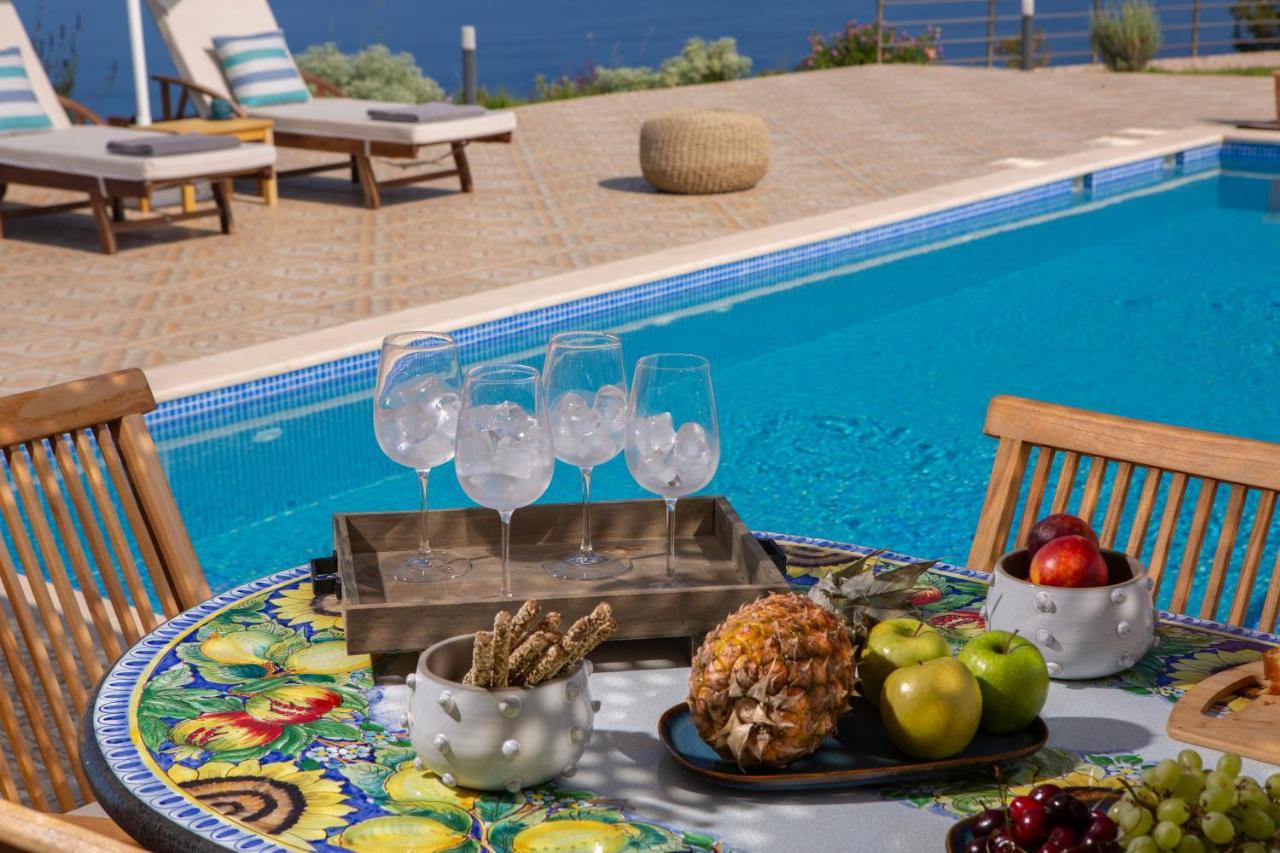 Avraam Sunset With Private Heated Pools
