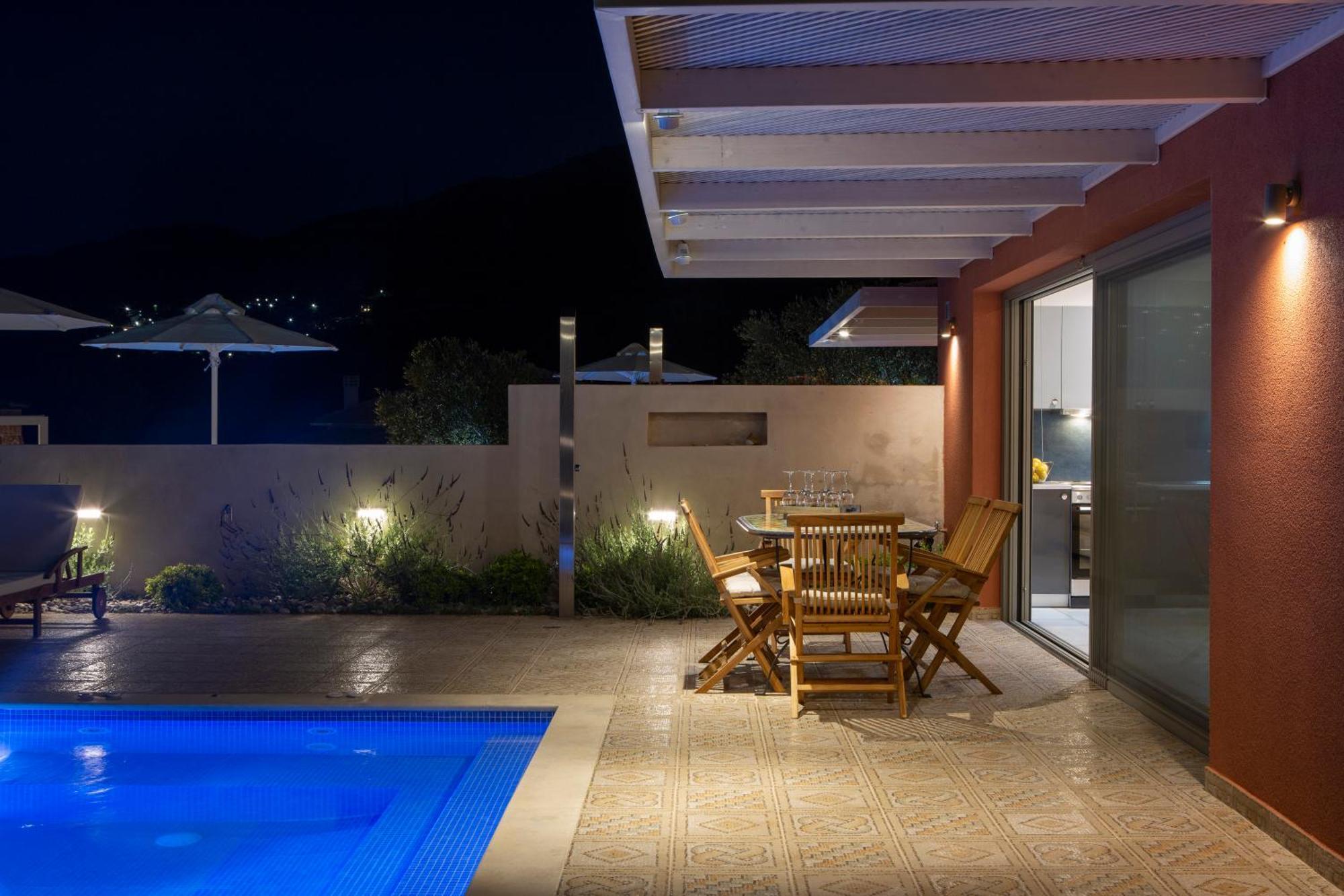 Avraam Sunset With Private Heated Pools Villa Kalamitsi (Lefkada)