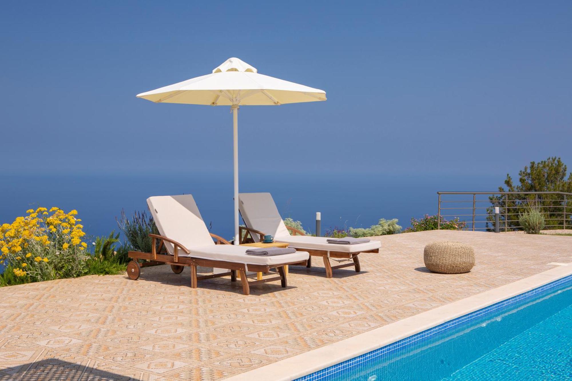 Avraam Sunset With Private Heated Pools Villa